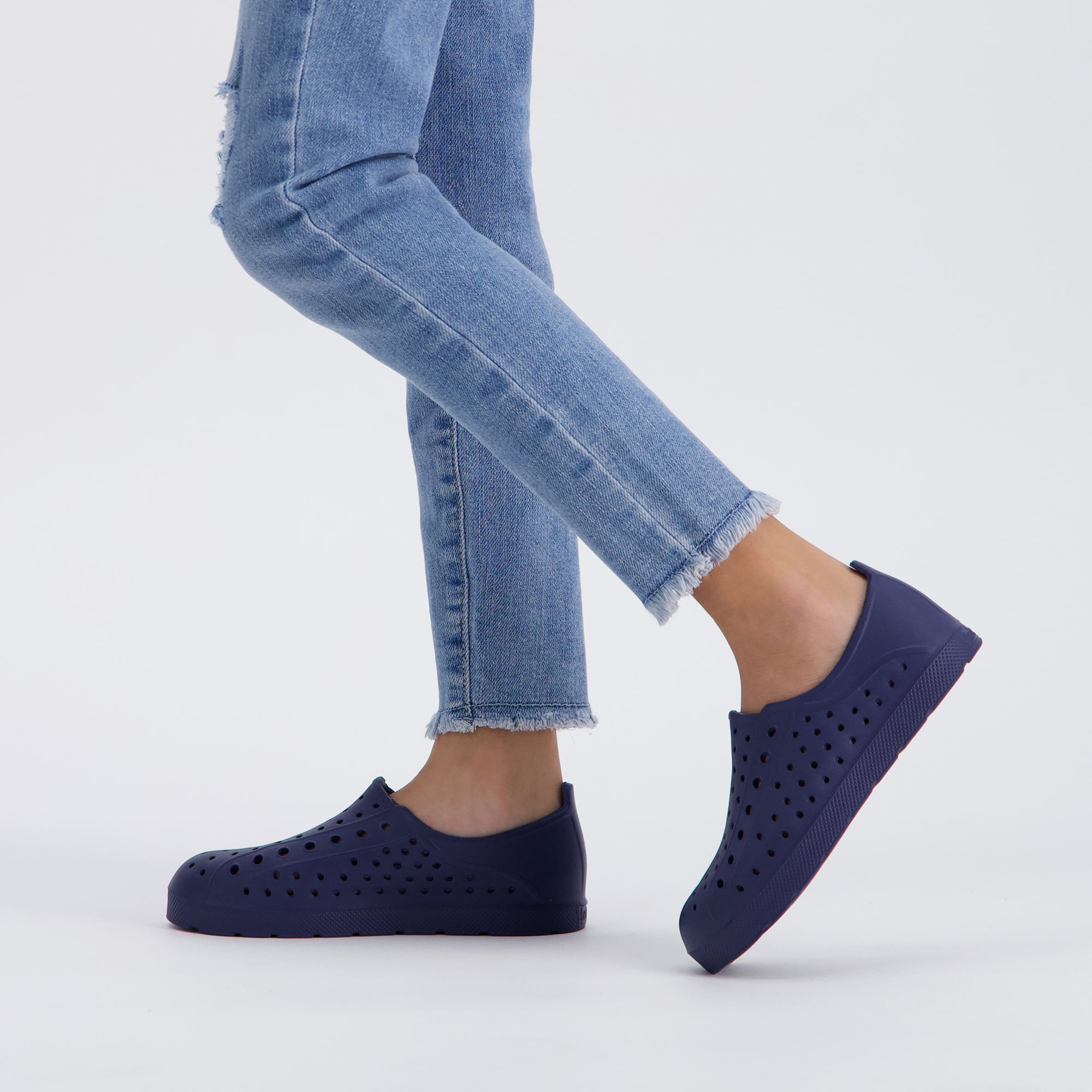 Kids Eyelet Sneaker - Image 24